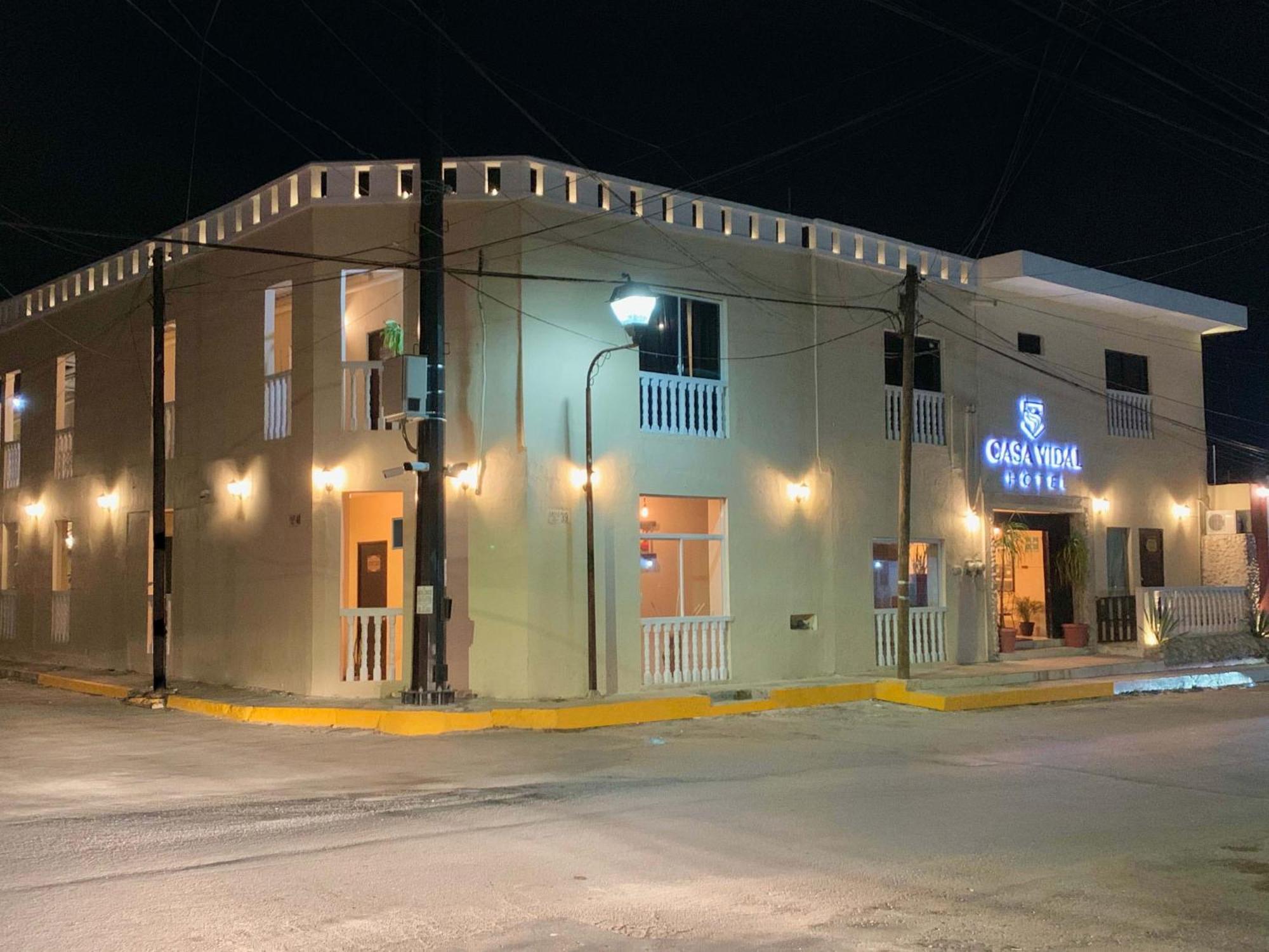 Casa Vidal Hotel バリャドリッド エクステリア 写真